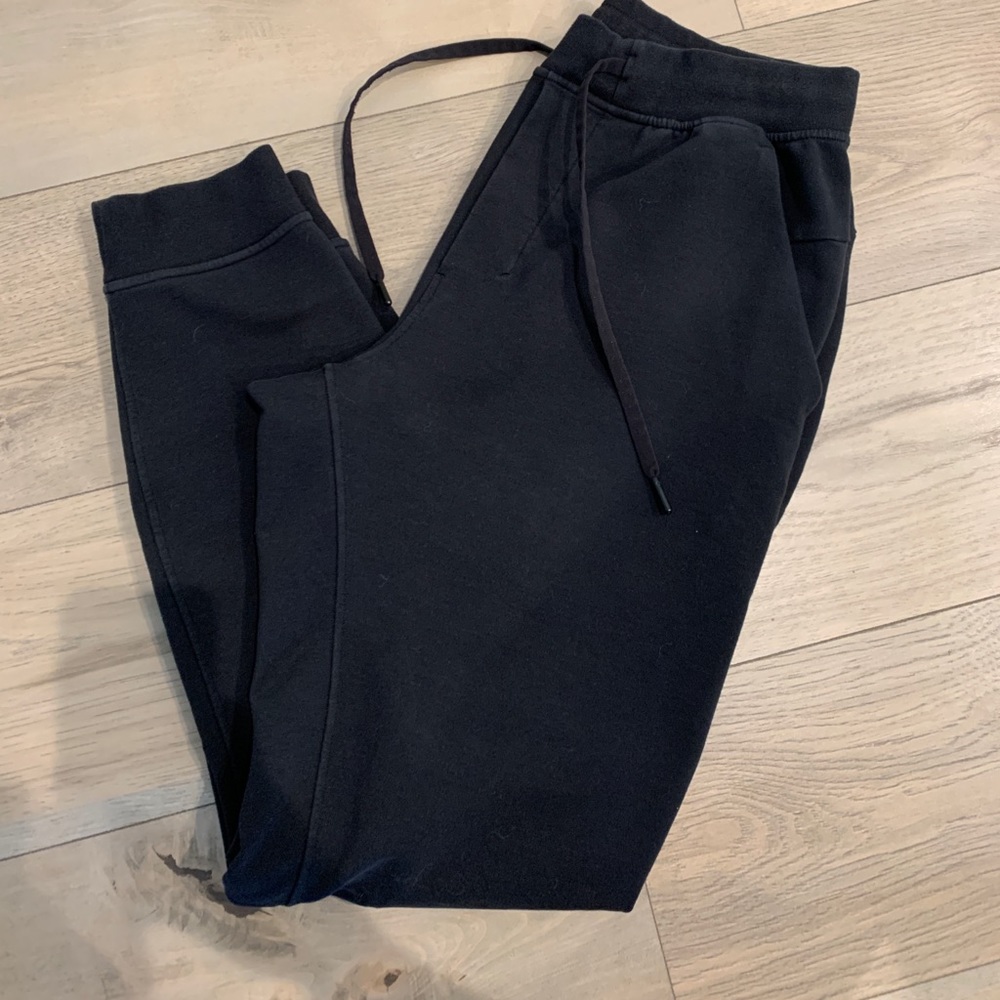 Men’s lululemon joggers